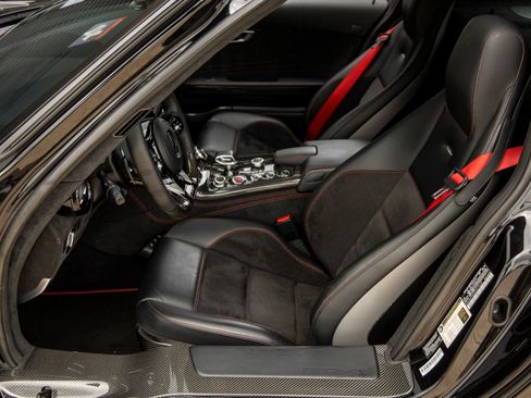 Used 2014 Mercedes-Benz SLS AMG Black Series image 37