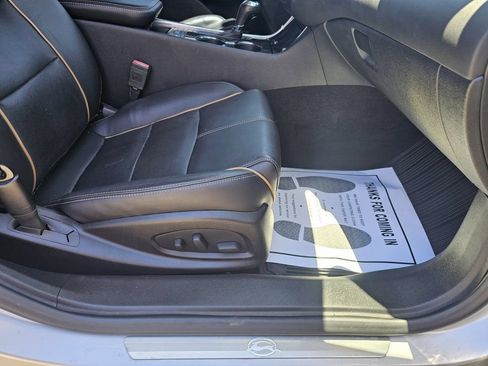 Used 2017 Chevrolet Impala Premier w/ Enhanced Convenience Package FWD image 22