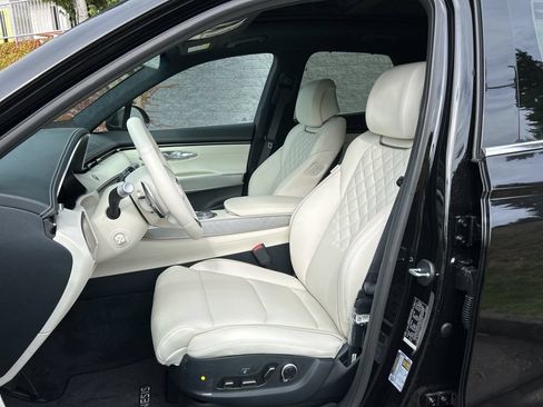 Certified 2025 Genesis Electrified GV70 w/ Prestige Package AWD/4WD image 10