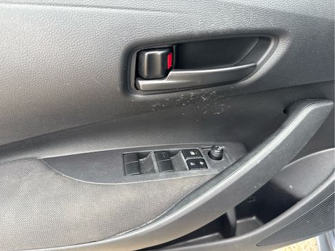 Used 2024 Toyota Corolla LE FWD image 19