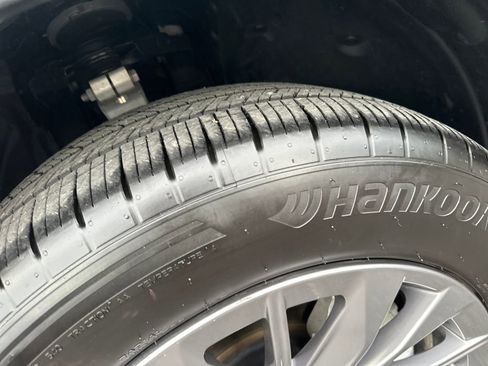 Used 2025 MAZDA CX-90 3.3 Turbo w/ Select Package image 17