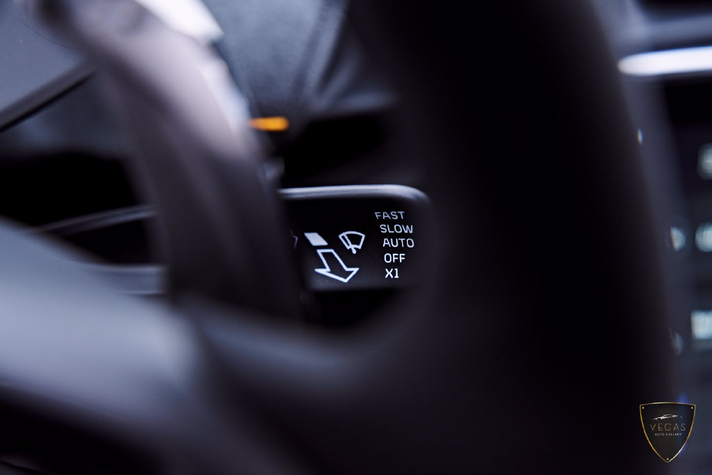 Used 2025 McLaren Artura RWD image 67