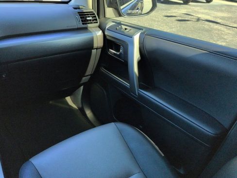 Used 2023 Toyota 4Runner SR5 Premium w/ Moonroof Package image 17