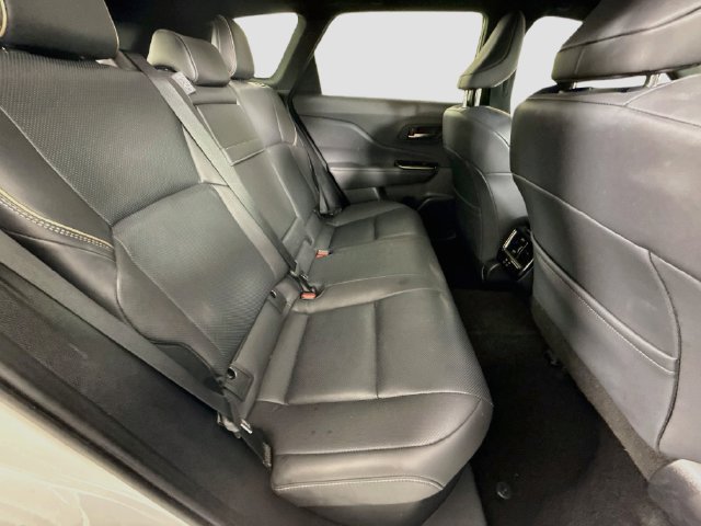 Certified 2025 Toyota Crown Signia AWD/4WD image 28