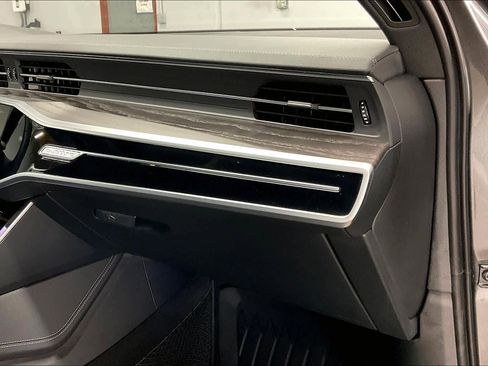 Used 2022 Audi A6 Premium Plus image 17