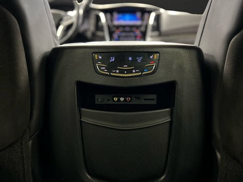 Used 2015 Cadillac Escalade ESV Platinum AWD/4WD image 35