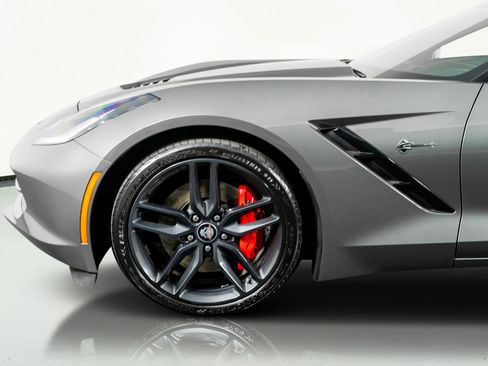 Used 2015 Chevrolet Corvette Stingray Coupe w/ 2LT Preferred Equipment Group image 20