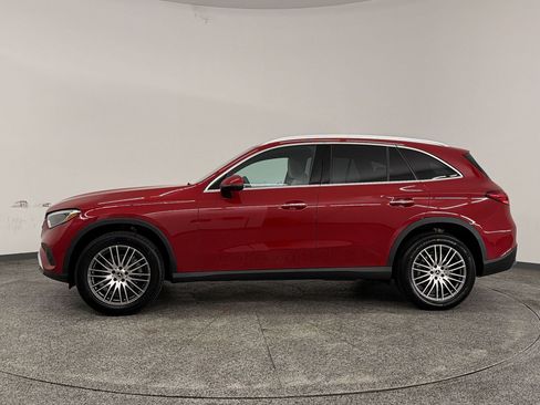 Certified 2026 Mercedes-Benz GLC 300 image 2