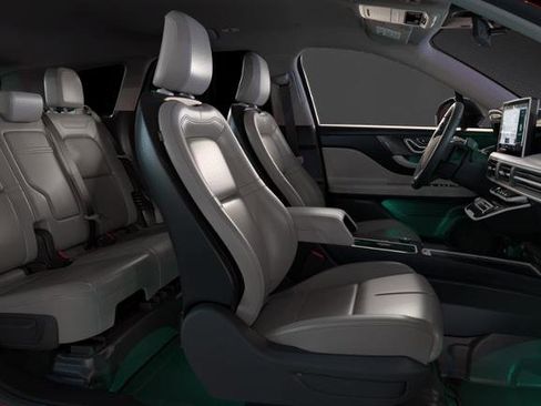 New 2026 Lincoln Corsair Reserve image 27