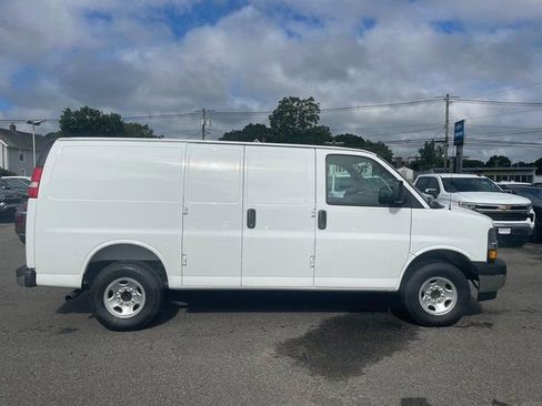 New 2025 Chevrolet Express 2500 w/ Driver Convenience Package image 8