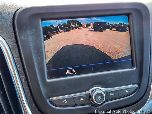Used 2020 Chevrolet Equinox LT FWD image 14