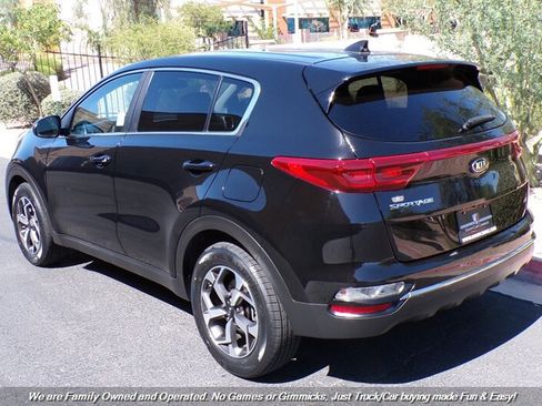 Used 2020 Kia Sportage LX FWD image 8