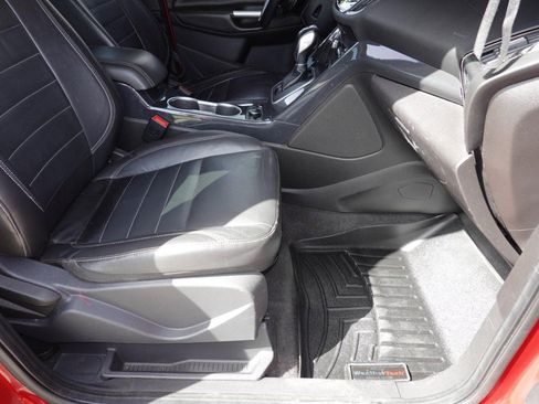 Used 2014 Ford Escape Titanium FWD image 21