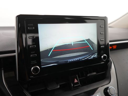 Used 2020 Toyota Corolla LE w/ LE Premium Package FWD image 23