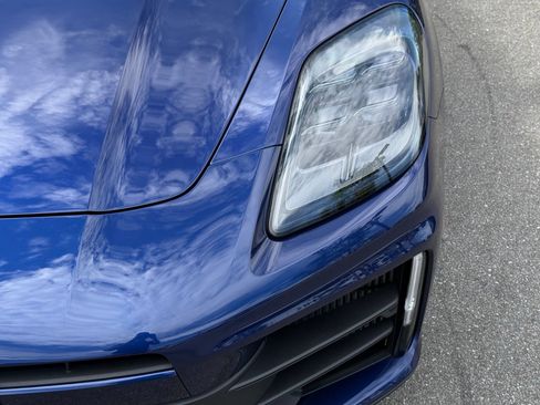 Used 2026 Porsche Panamera image 11