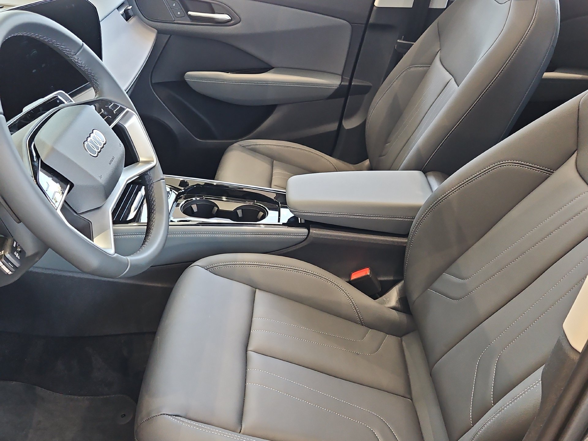 New 2026 Audi Q3 quattro 2.0T AWD/4WD image 13