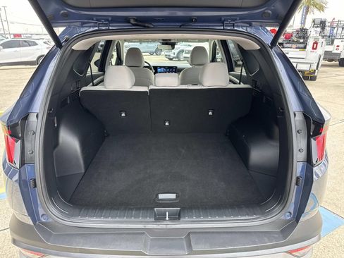 Used 2025 Hyundai Tucson SEL FWD image 11