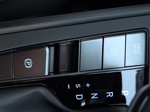 New 2026 Hyundai Elantra SEL Sport image 17