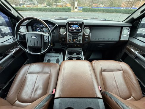 Used 2015 Ford F250 Platinum w/ FX4 Off-Road Package image 19