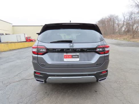 New 2026 Honda Pilot Elite image 5