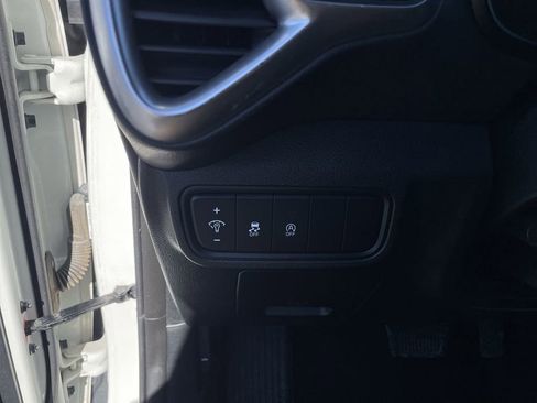 Certified 2023 Kia Soul LX w/ Option Group 015 image 17