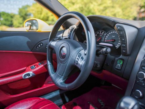 Used 2007 Chevrolet Corvette Coupe w/ Preferred Equipment Group image 45