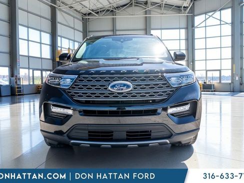 Used 2023 Ford Explorer XLT w/ Equipment Group 202A image 28
