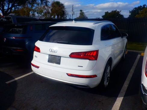 Used 2019 Audi Q5 2.0T Premium Plus w/ Premium Plus Package image 2
