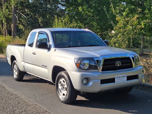 Used 2011 Toyota Tacoma 2WD Access Cab w/ SR5 Pkg #2 image 6