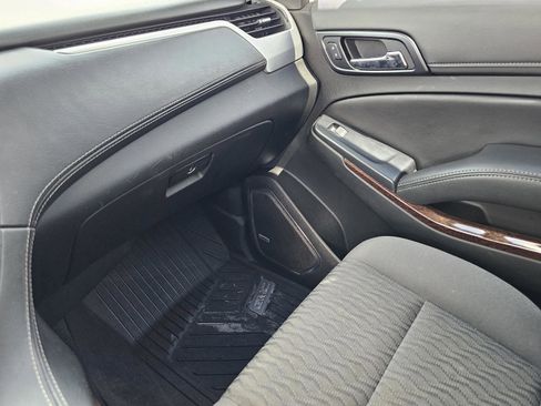 Used 2018 GMC Yukon SLE image 24