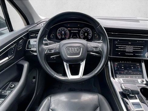 Used 2022 Audi Q7 2.0T Premium w/ Convenience Package AWD/4WD image 7