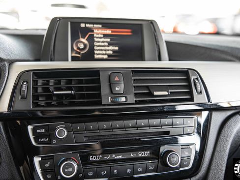 Used 2017 BMW 320i xDrive Sedan image 28