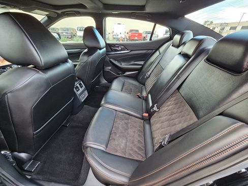 Used 2023 Nissan Maxima SR w/ Sport Mat Group image 16