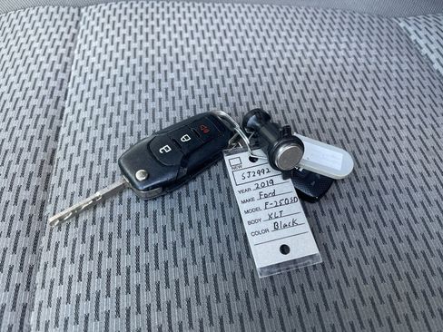 Used 2019 Ford F250 XLT w/ XLT Value Package AWD/4WD image 33