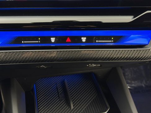 Used 2024 BMW i5 eDrive40i w/ M Sport Package image 31