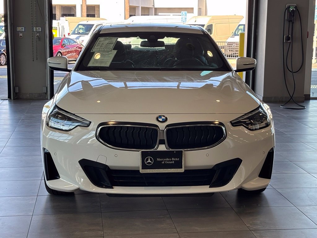 Used 2023 BMW 230i Coupe w/ Convenience Package RWD image 10