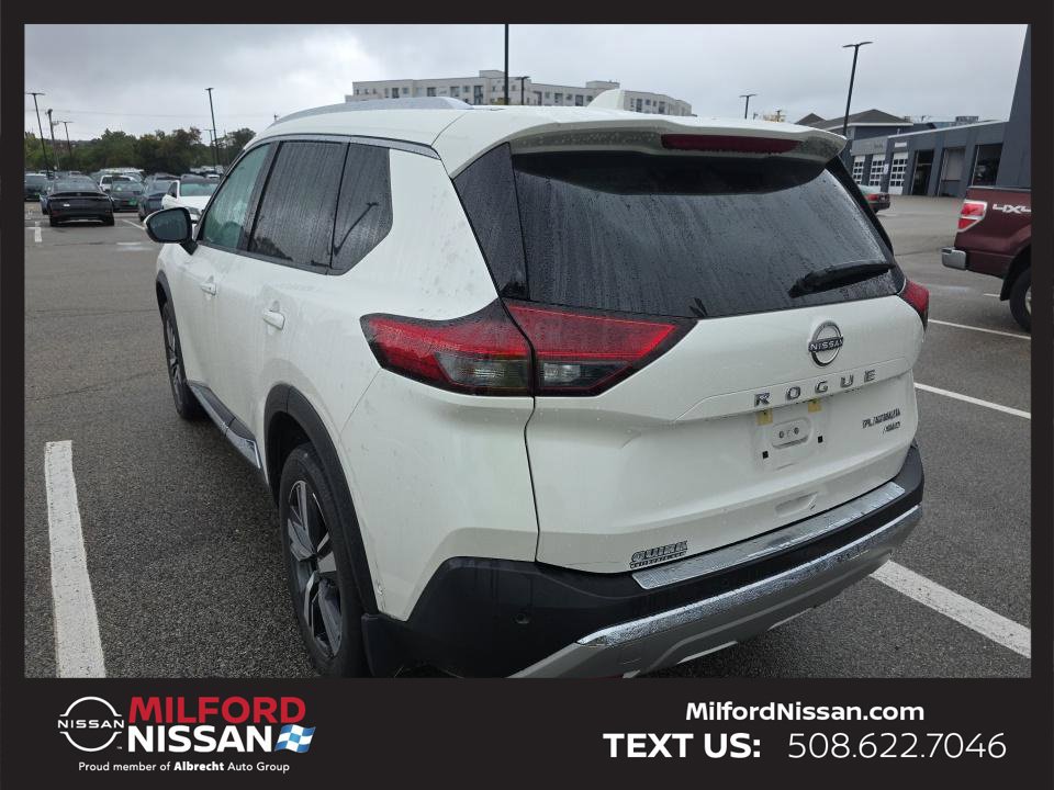 Used 2023 Nissan Rogue Platinum w/ Platinum Premium Package AWD/4WD image 3