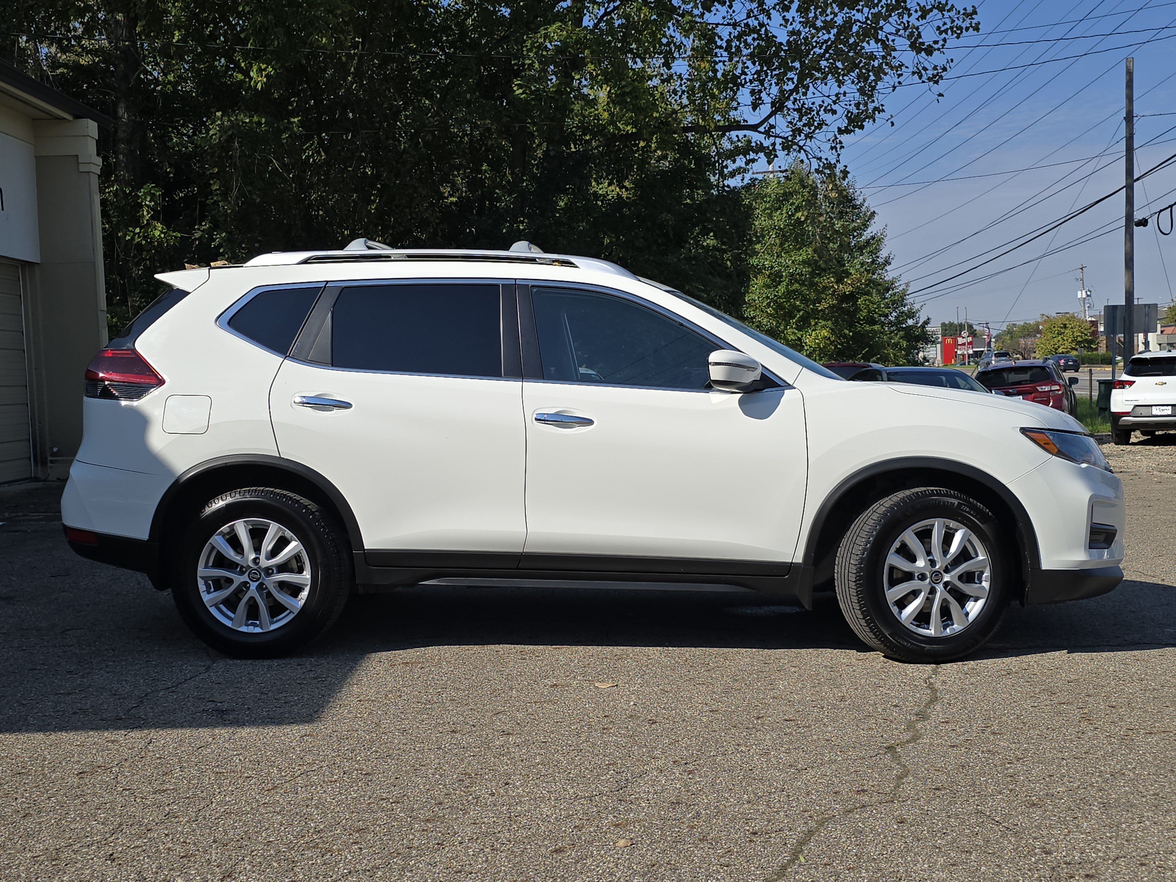 Used 2020 Nissan Rogue S w/ Special Edition Package AWD/4WD image 8