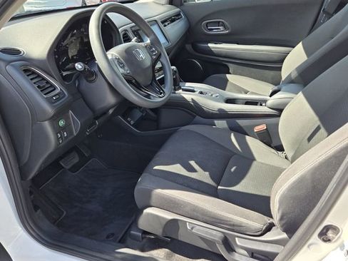 Used 2022 Honda HR-V EX image 10
