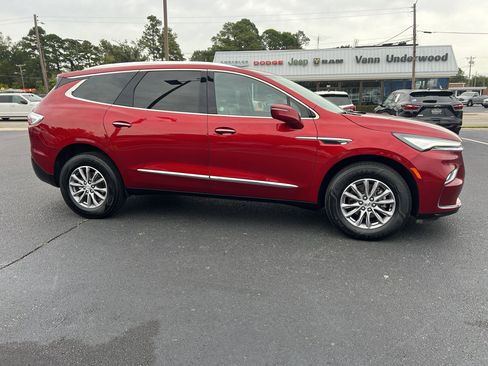 Used 2024 Buick Enclave Premium image 51