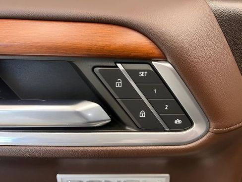 Certified 2022 GMC Sierra 1500 Denali w/ Denali Carbonpro Edition image 19