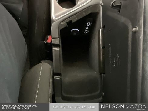 Used 2021 Dodge Challenger SXT w/ Blacktop Package image 33