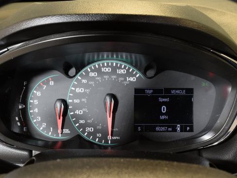 Used 2020 Chevrolet Trax LT FWD image 21