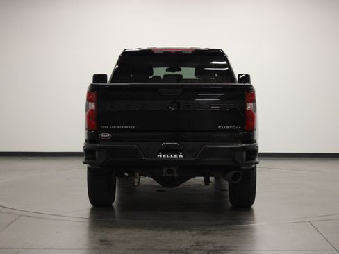 Used 2024 Chevrolet Silverado 2500 Custom w/ Custom Value Package AWD/4WD image 7