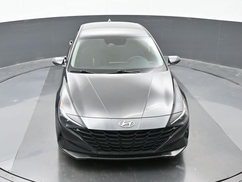 Used 2023 Hyundai Elantra SEL image 31