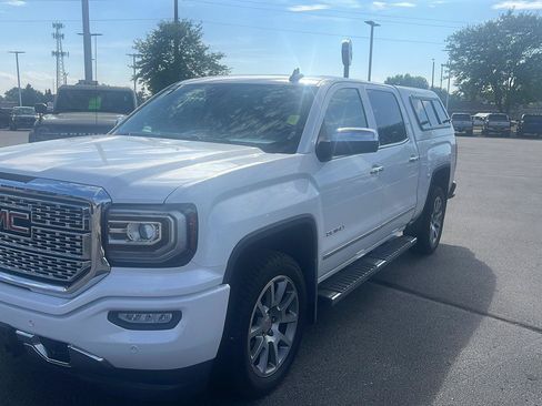 Used 2017 GMC Sierra 1500 Denali AWD/4WD image 13