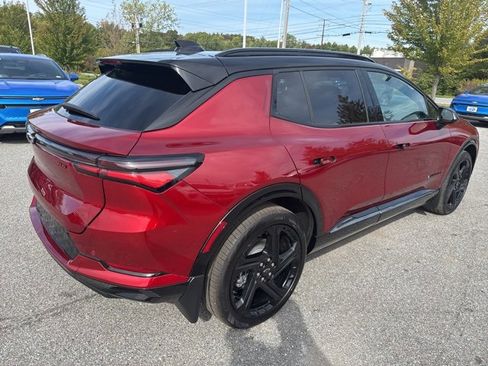 New 2025 Chevrolet Equinox EV RS image 6