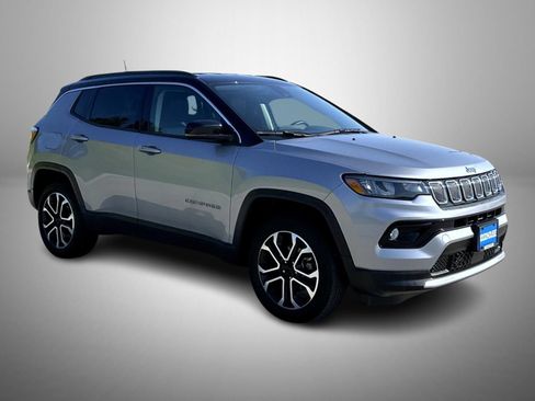 Used 2022 Jeep Compass Limited AWD/4WD image 3