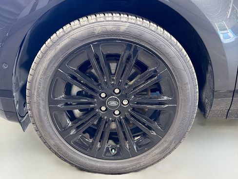 Used 2025 Land Rover Range Rover Evoque Dynamic SE image 42