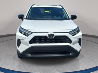 Used 2025 Toyota RAV4 XLE FWD video 2